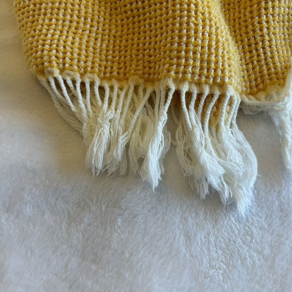 Nido Notte Italia Yellow Fringe Throw Blanket Soft Cozy Nursery - Picture 8 of 13